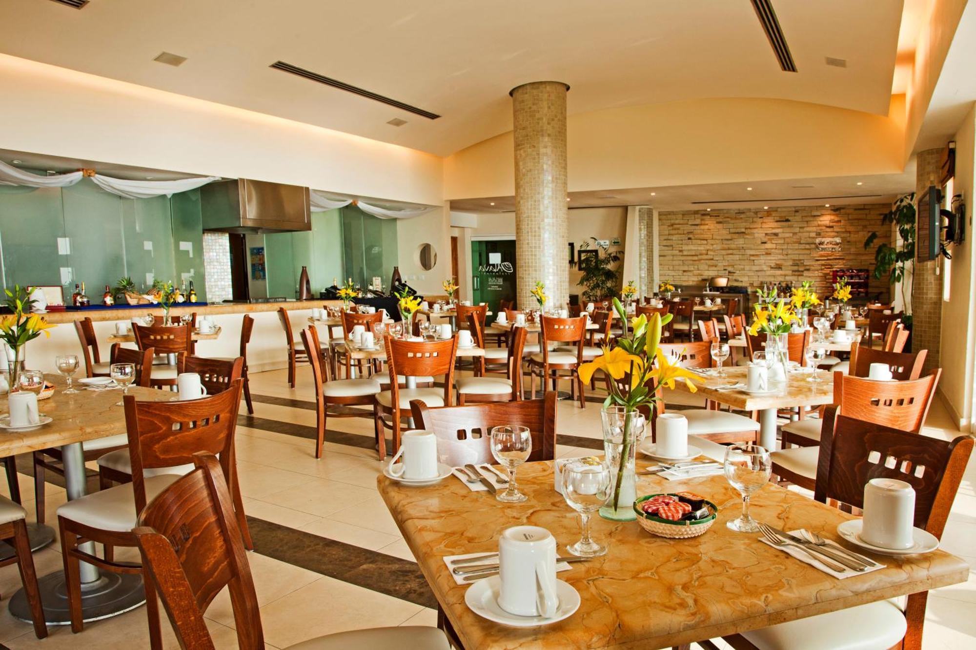 Artisan Playa Esmeralda Family Beach Hotel Playa Chachalacas Exterior foto